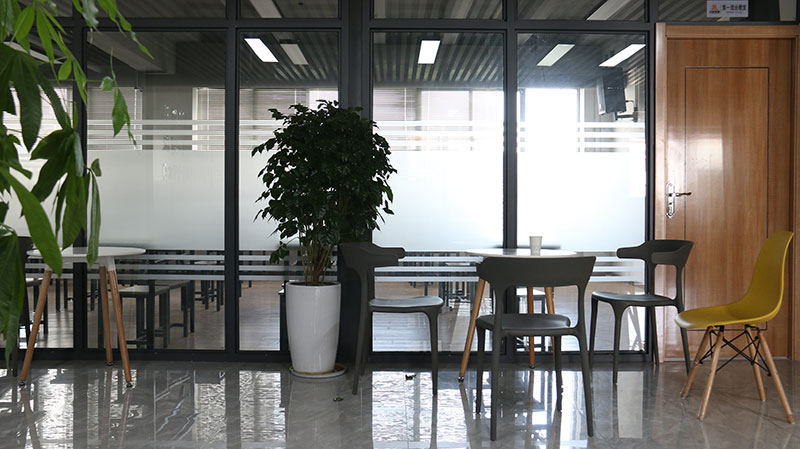 久安培訓學校學校休息區 云南特種職業培訓網教學環境