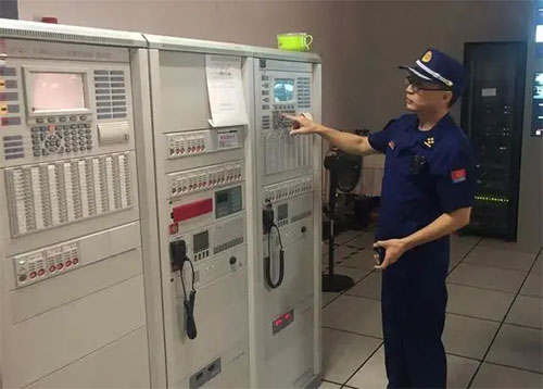 ���������ҟo�ˆTֵ��ֵ������ͬ̓�O