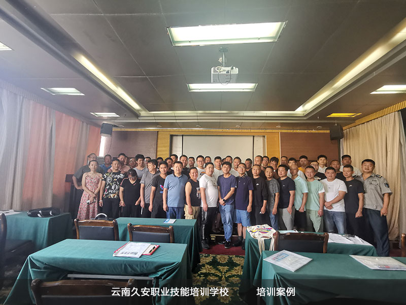 ���Ͼð��I(y��)������Ӗ(x��n)�W(xu��)У��Ӗ(x��n)��������