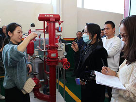 ��У������Ӗ��Ӱ