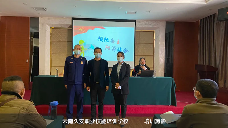 �I����������Ӗ��Ӱ