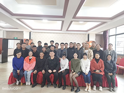 ��У��Ӗ(x��n)�W(xu��)�T��Ӱ