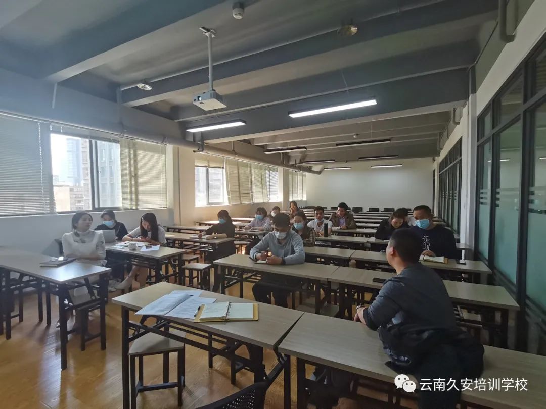 ��(qi��ng)����(n��i)����Ӗ(x��n)�����l(f��)��(n��i)����(d��ng)��������У�����_(k��i)չ�طN���I(y��)�I(y��)��(w��)��Ӗ(x��n)��(hu��)�h