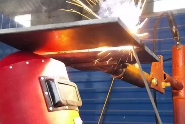 ���������������g��Ӗ