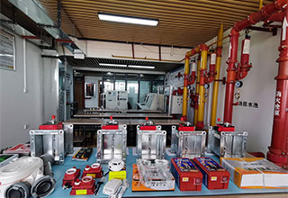 ���Ͼð���Ӗ�WУ�̌W�Oʩչʾ