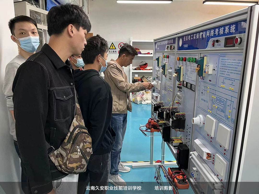 我校舉辦特種作業(yè)實操培訓班 我校舉辦特種作業(yè)實操培訓班