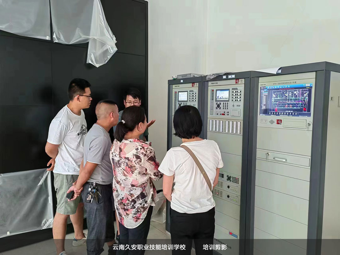 ��У�ώ����R���о��񲡌����t(y��)Ժ�F(xi��n)��ָ��(d��o)��(sh��)�ٽ̌W(xu��)