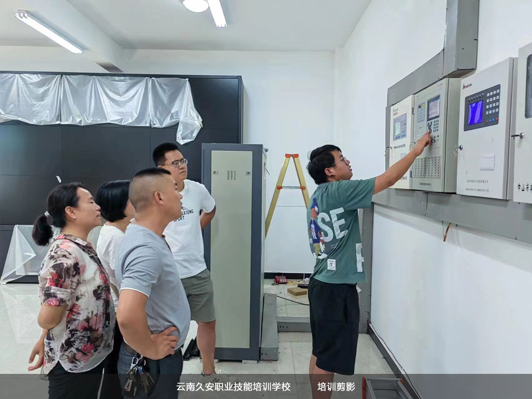 ��У�ώ����R���о��񲡌����t(y��)Ժ�F(xi��n)��ָ��(d��o)��(sh��)�ٽ̌W(xu��)