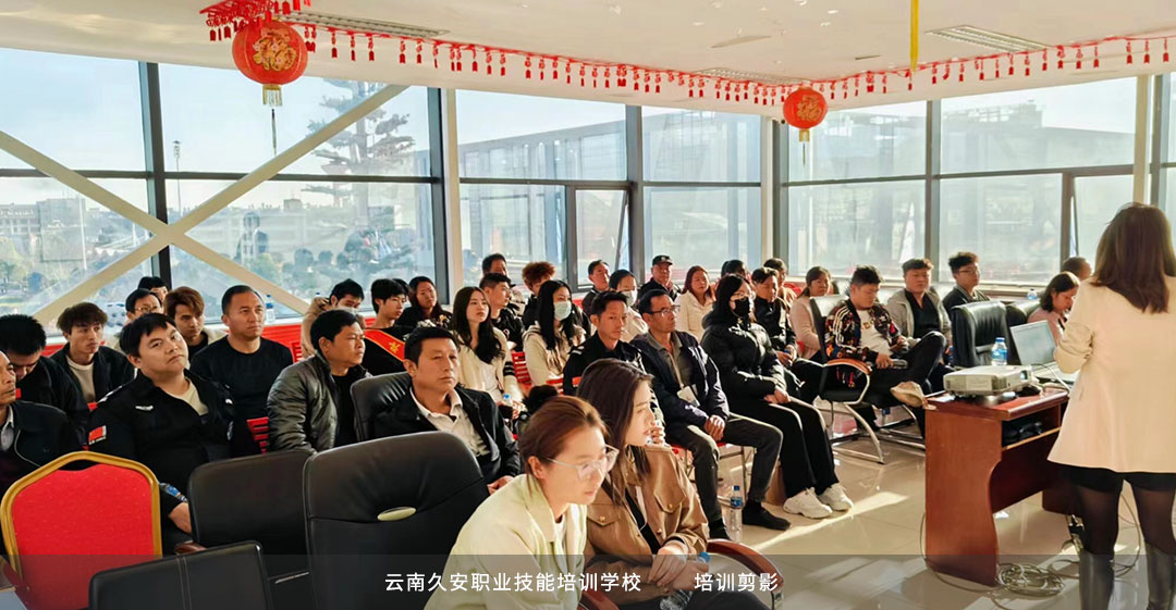 我校在晉寧組織開展的消防安全知識講座及演練圓滿成功 我校在晉寧組織開展的消防安全知識講座及演練圓滿成功