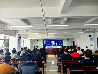 安寧市國有資產(chǎn)運營公司全面開展“安全月”培訓(xùn)活動剪影